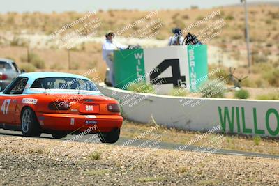 media/May-31-2025-CalClub SCCA (Sat) [[2c1a04e1ee]]/Qualifying/Group 5/Turn 4/